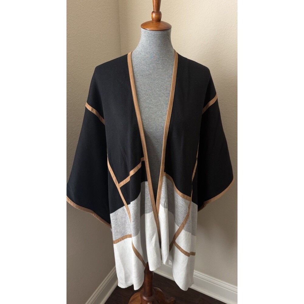 Chico's Size L/XL Black White Gray Neutral Colorblock Open Front Ruana Wrap